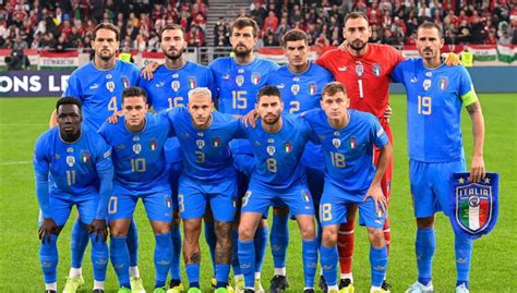 イタリア代表サッカー: ピッチ上の芸術と戦術の融合